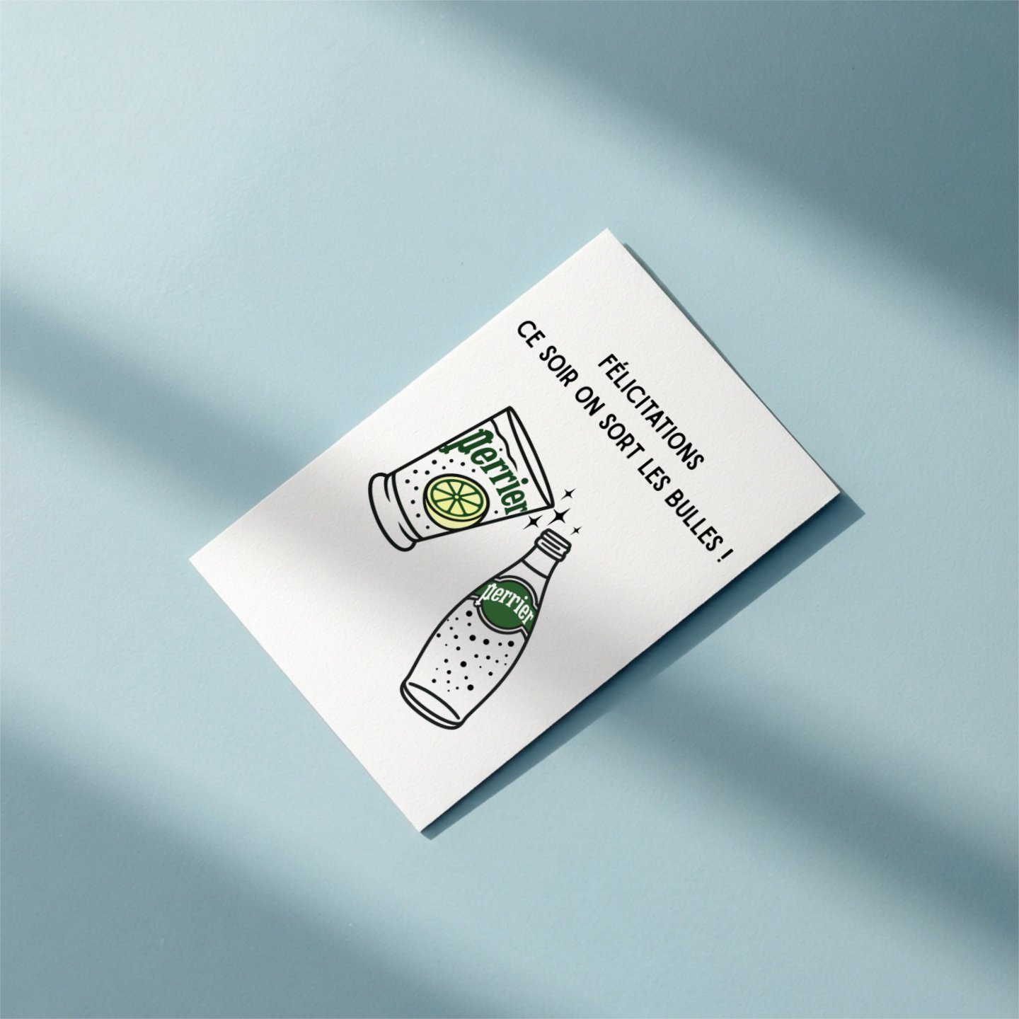 Carte de vœux originale pour femme enceinte ou Dry January posée sur fond bleu.